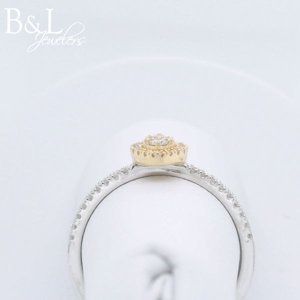Engagement Ring Image 3 B & L Jewelers Danville, KY