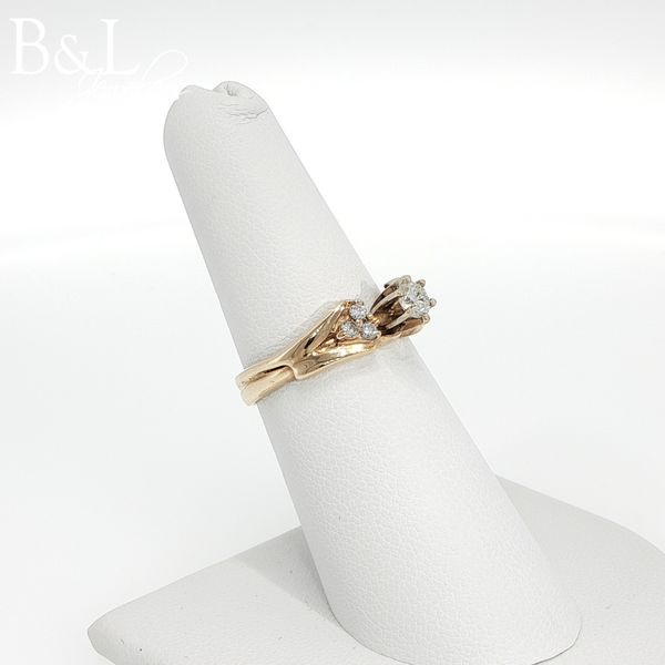 Engagement Ring Image 2 B & L Jewelers Danville, KY