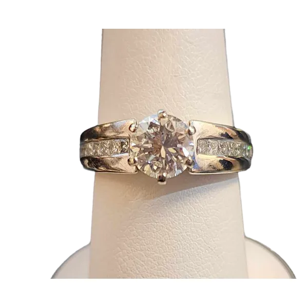 Engagement Ring B & L Jewelers Danville, KY