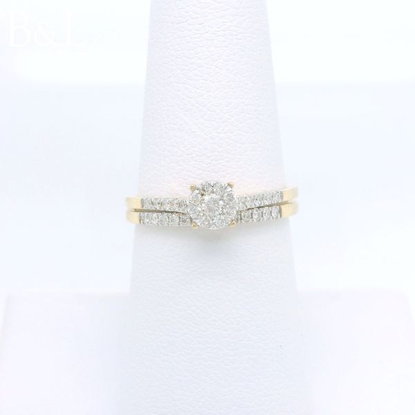 10k Yellow Gold .27ctw Round Diamond Wedding Set B & L Jewelers Danville, KY