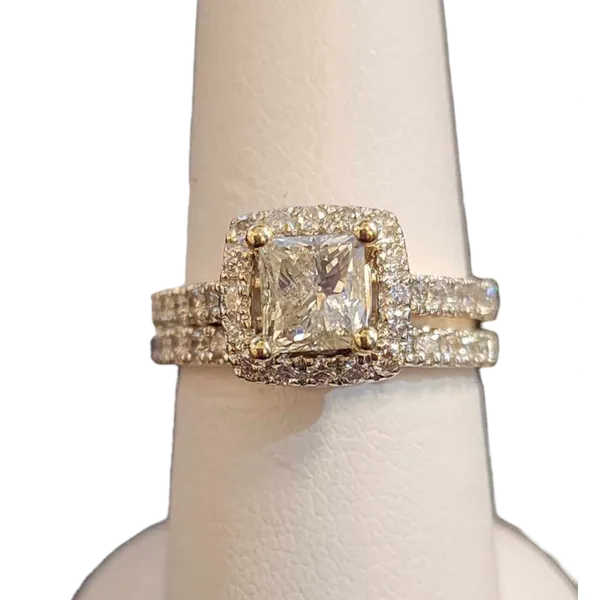 Engagement Ring B & L Jewelers Danville, KY