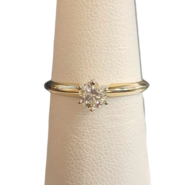 Engagement Ring B & L Jewelers Danville, KY