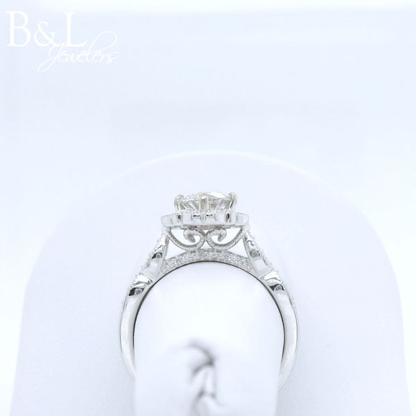Engagement Ring Image 3 B & L Jewelers Danville, KY