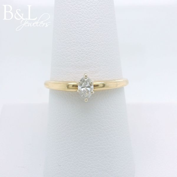 Engagement Ring B & L Jewelers Danville, KY