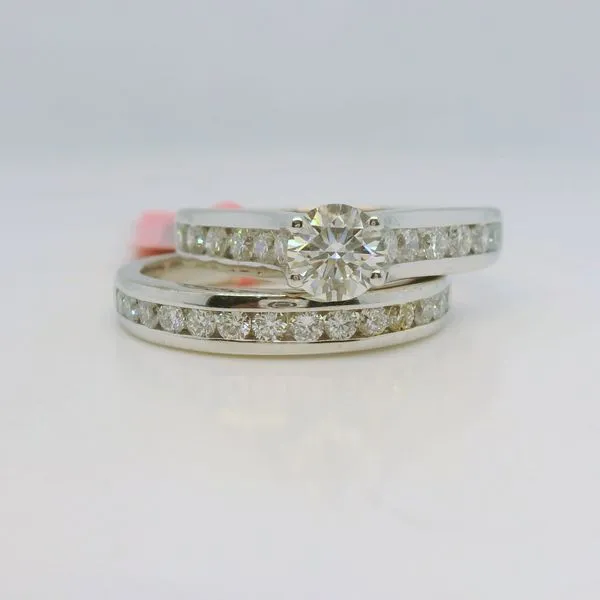Engagement Ring B & L Jewelers Danville, KY