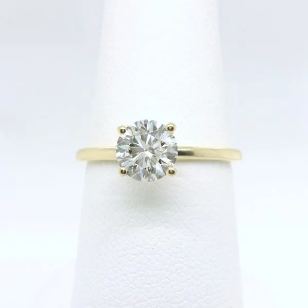 Engagement Ring B & L Jewelers Danville, KY