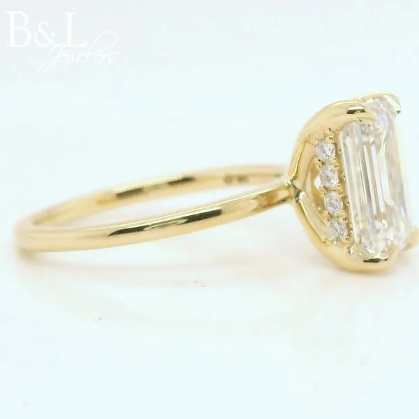 Engagement Ring Image 2 B & L Jewelers Danville, KY