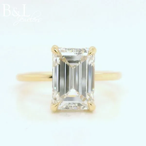 Engagement Ring B & L Jewelers Danville, KY