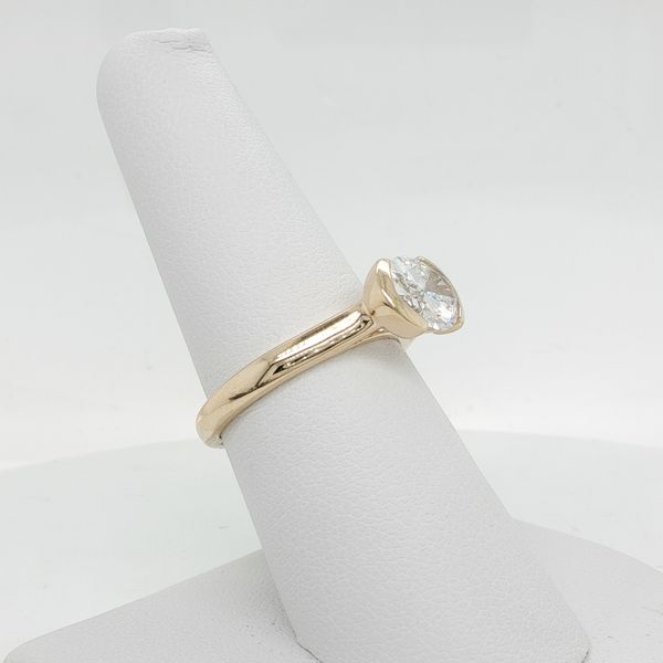 14K Yellow Gold 2 ctw Oval Lab Diamond Ring Image 2 B & L Jewelers Danville, KY