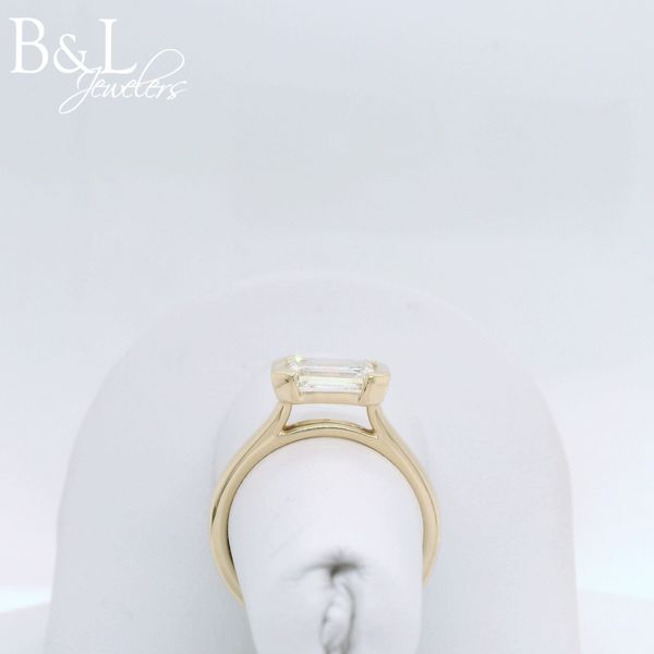 14K Yellow Gold 2ctw Emerald Lab Diamond Sideways Half Bezel Ring Image 3 B & L Jewelers Danville, KY