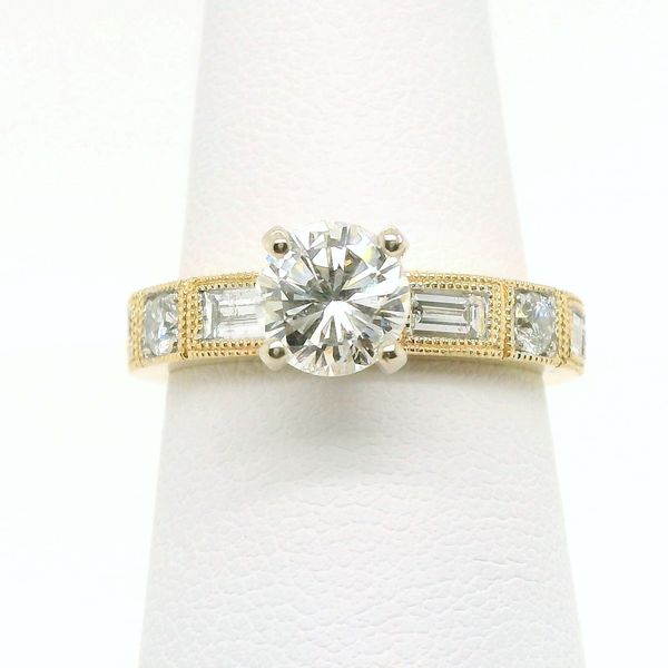 Engagement Ring B & L Jewelers Danville, KY
