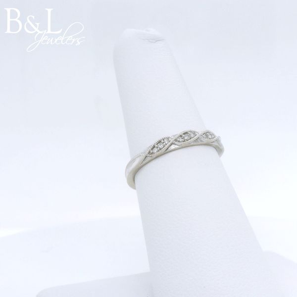 Wedding Band Image 2 B & L Jewelers Danville, KY