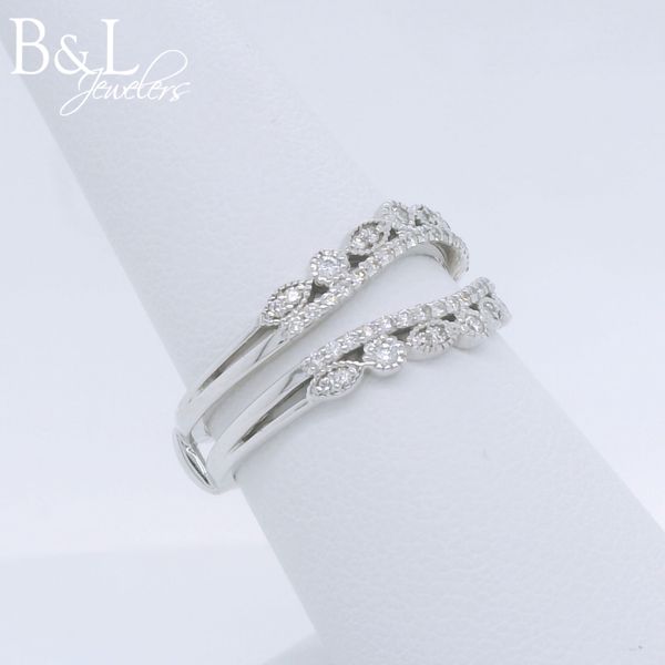 Wedding Band Image 2 B & L Jewelers Danville, KY