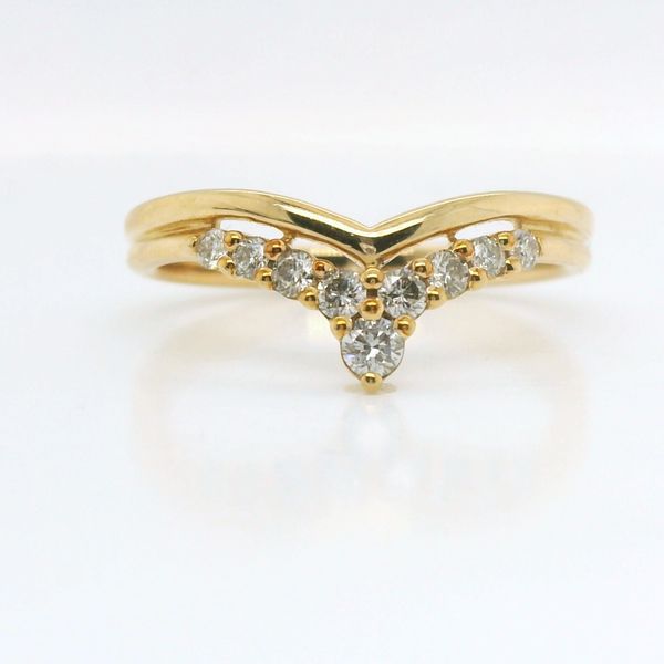 10k Yellow Gold .25ctw V Diamond Curved Band B & L Jewelers Danville, KY