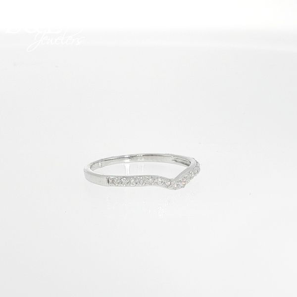 14k White Gold .25ctw Curved Diamond Band Image 2 B & L Jewelers Danville, KY