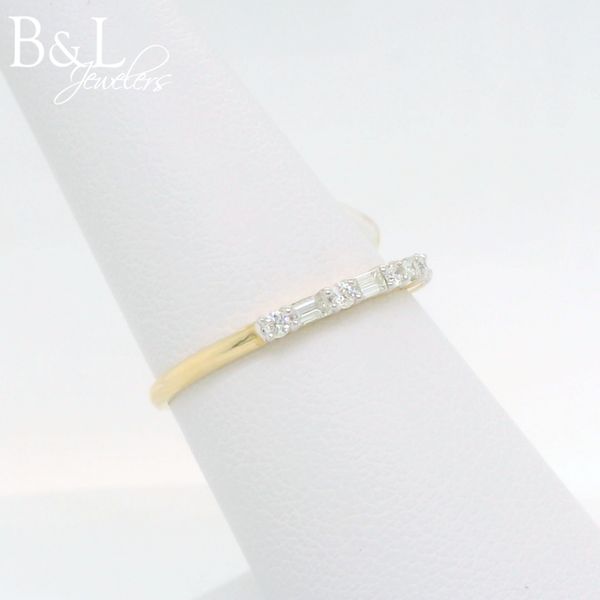 Wedding Band Image 2 B & L Jewelers Danville, KY