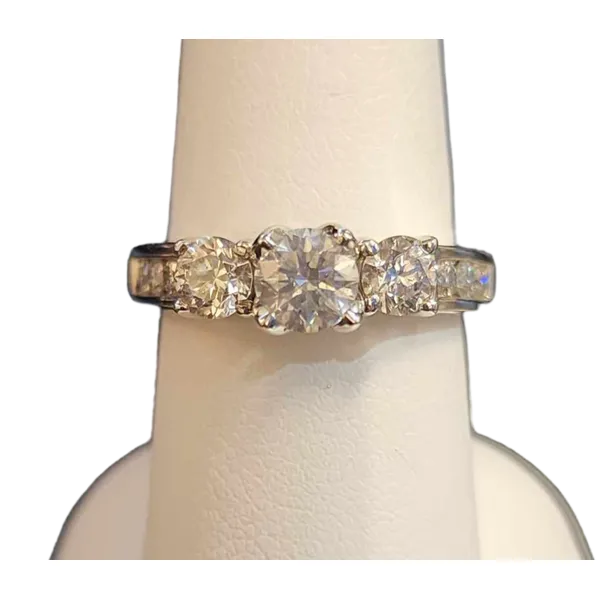 Anniversary Ring B & L Jewelers Danville, KY