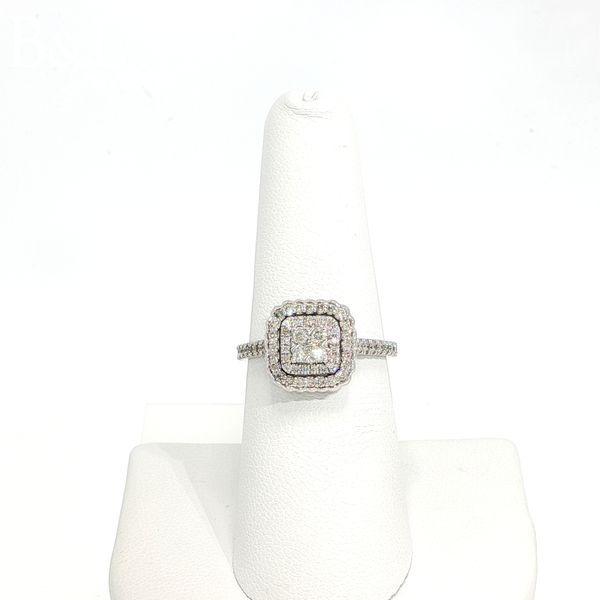 Anniversary Ring B & L Jewelers Danville, KY