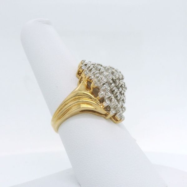 Fashion Ring Image 2 B & L Jewelers Danville, KY