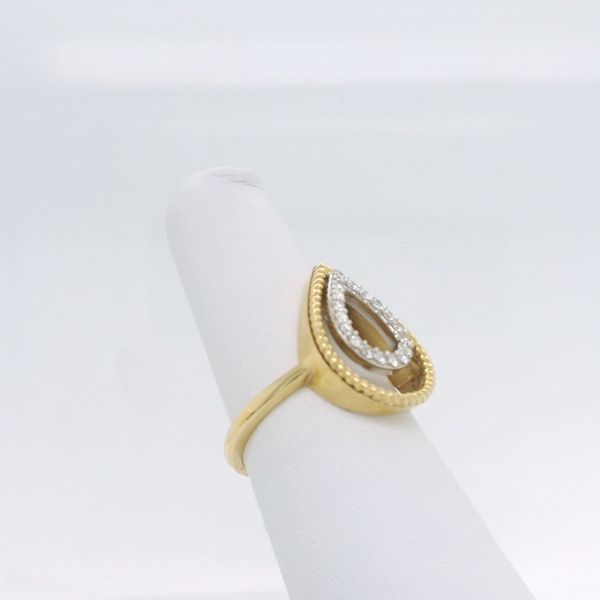 Fashion Ring Image 2 B & L Jewelers Danville, KY