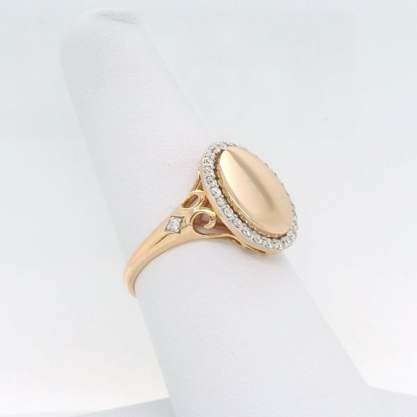 Fashion Ring Image 2 B & L Jewelers Danville, KY