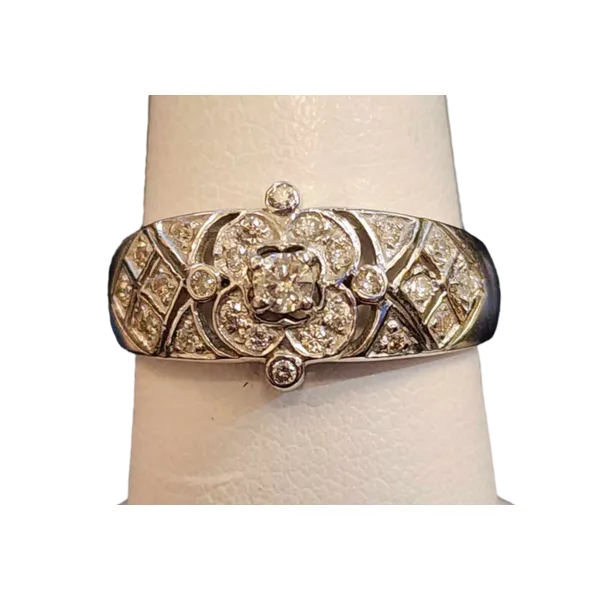 Fashion Ring B & L Jewelers Danville, KY