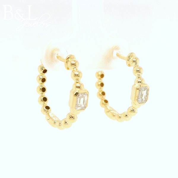 Lab Diamond Earrings Image 2 B & L Jewelers Danville, KY
