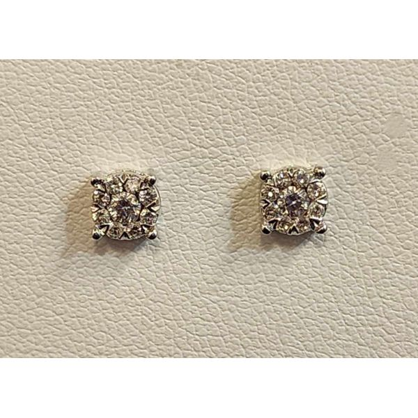 Earrings B & L Jewelers Danville, KY