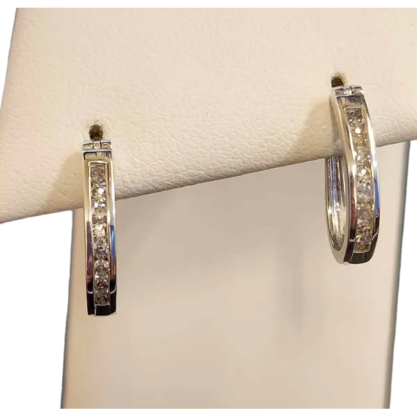 Earrings B & L Jewelers Danville, KY