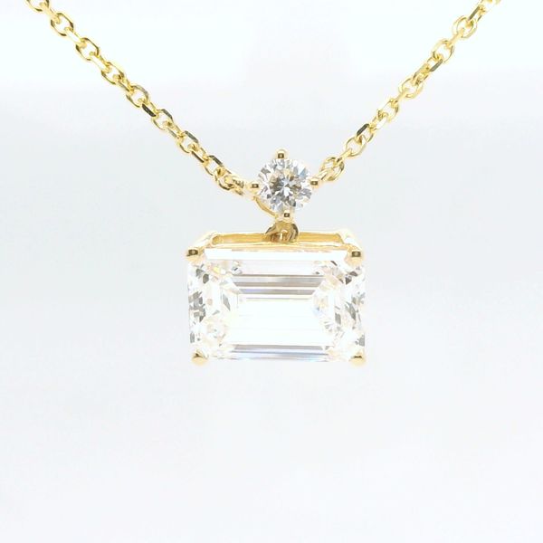 14k Yellow Gold 2.09ctw Lab Grown Emerald Cut Diamond Necklace B & L Jewelers Danville, KY