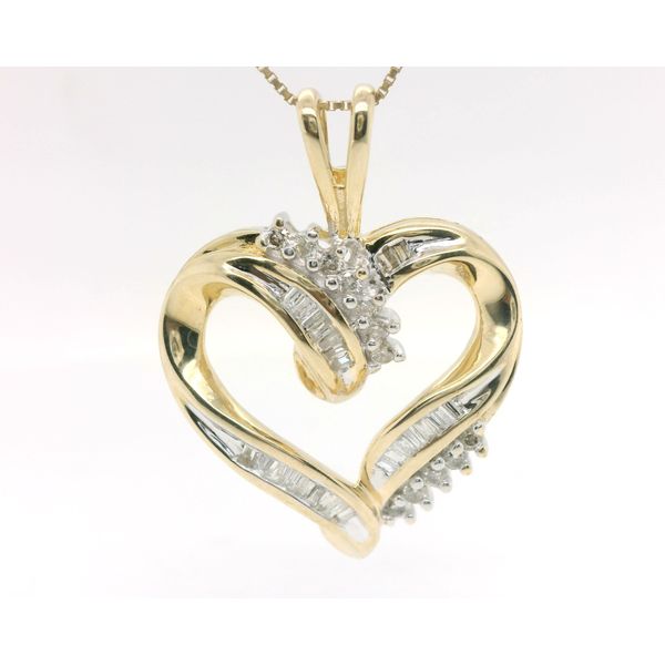 Necklace B & L Jewelers Danville, KY