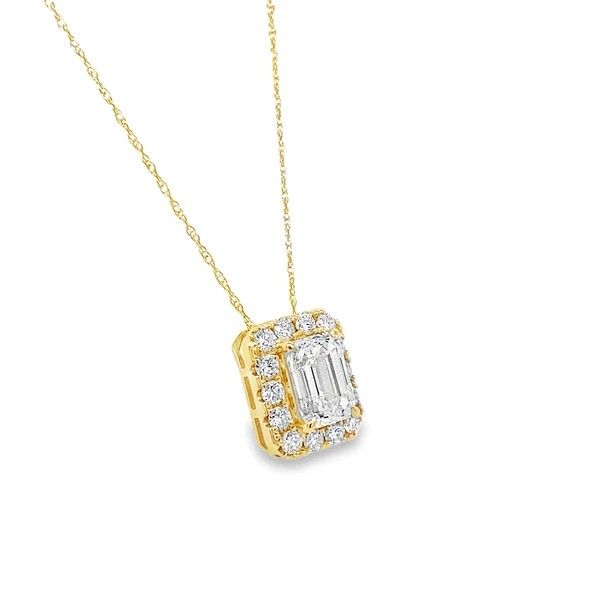 Necklace Image 2 B & L Jewelers Danville, KY
