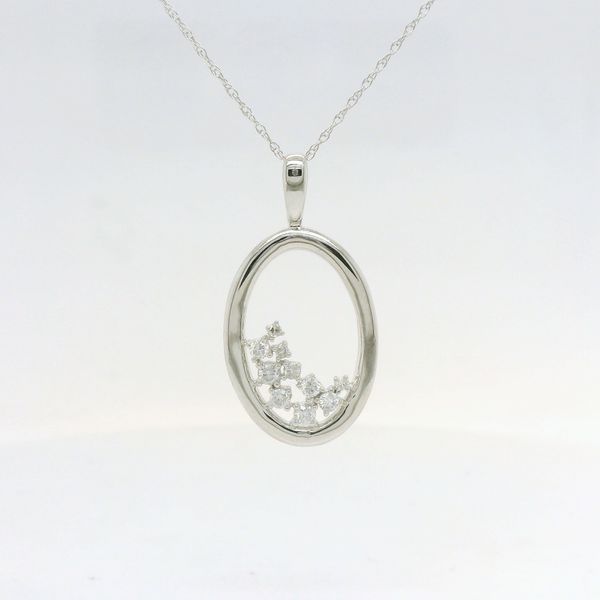 Necklace B & L Jewelers Danville, KY