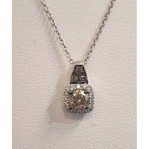 Necklace B & L Jewelers Danville, KY