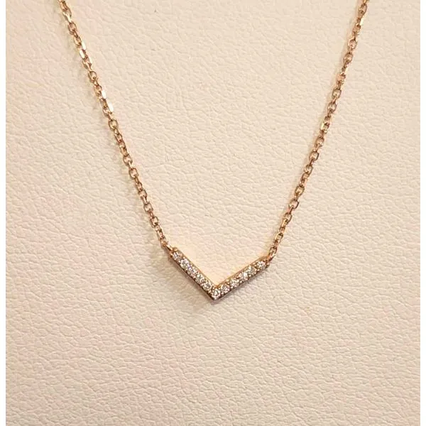 Necklace B & L Jewelers Danville, KY