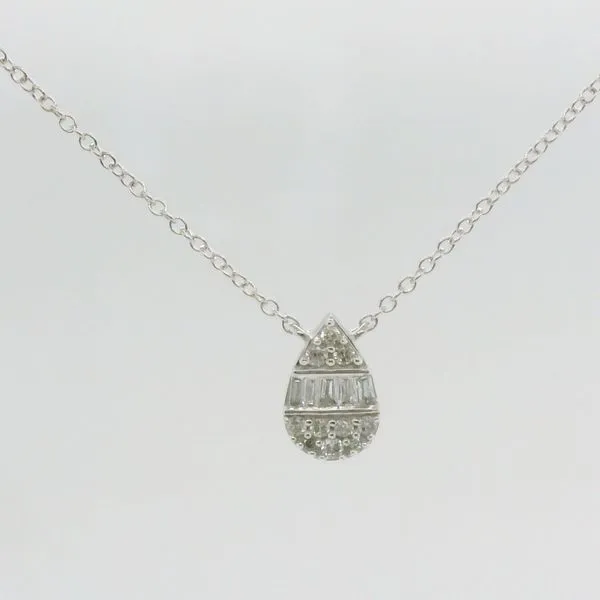 Necklace B & L Jewelers Danville, KY