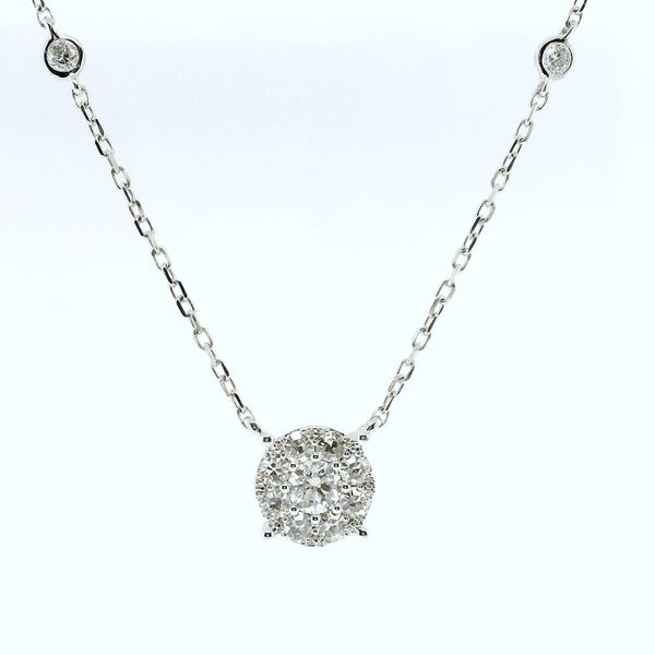 Necklace B & L Jewelers Danville, KY