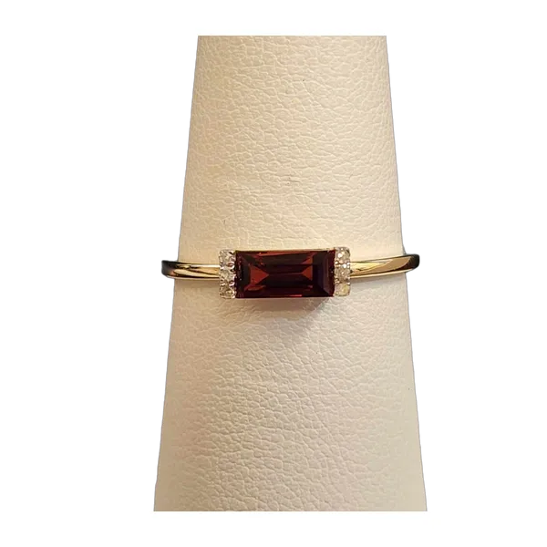 Fashion Ring B & L Jewelers Danville, KY