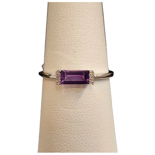 Fashion Ring Image 2 B & L Jewelers Danville, KY