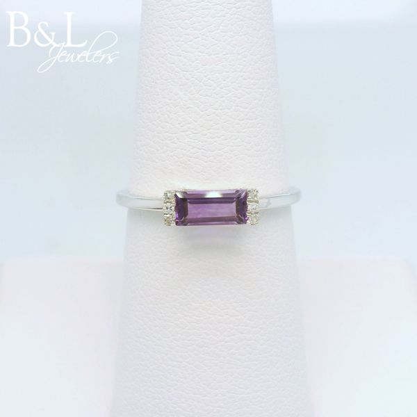 14k White Gold .49ct Baguette Amethyst and .03ct Diamond Ring B & L Jewelers Danville, KY