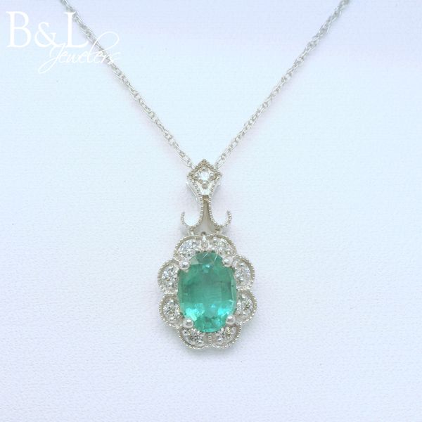 14k White Gold 1.09ct Oval Genuine Emerald .19ct Diamond Halo Necklace B & L Jewelers Danville, KY