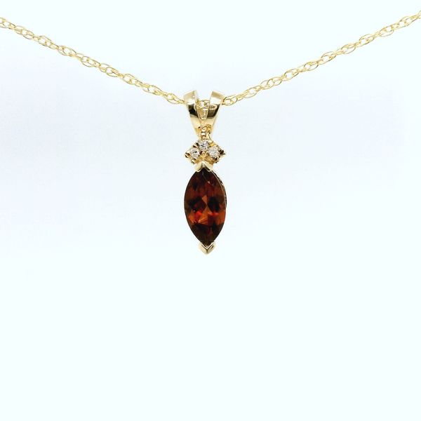 Necklace B & L Jewelers Danville, KY