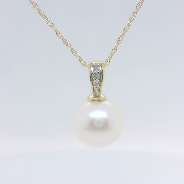 10k Yellow Gold Pearl with Diamond Bail Necklace B & L Jewelers Danville, KY