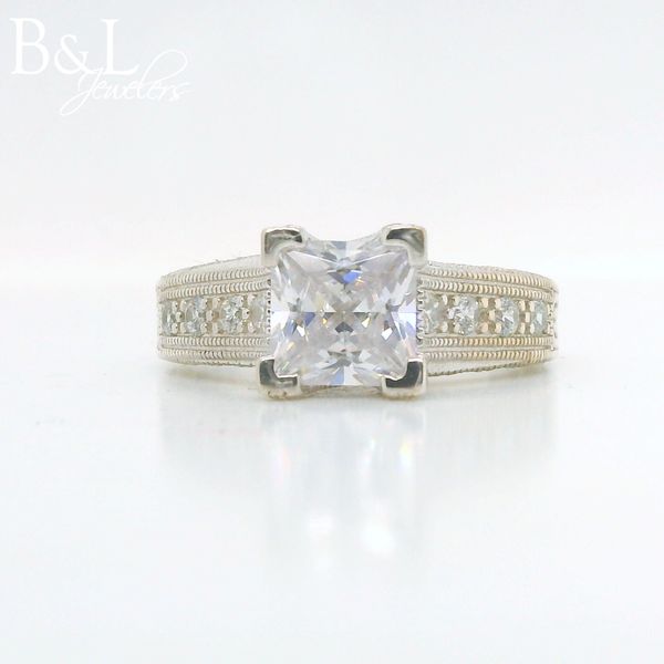 Ring B & L Jewelers Danville, KY