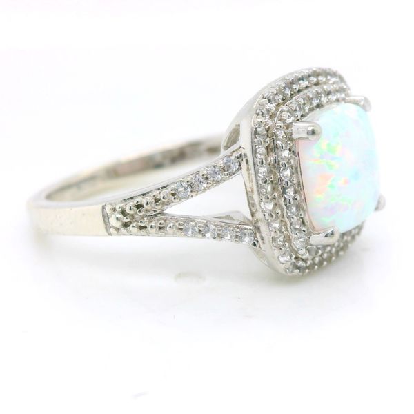 Ring Image 2 B & L Jewelers Danville, KY