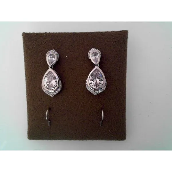 Earrings B & L Jewelers Danville, KY