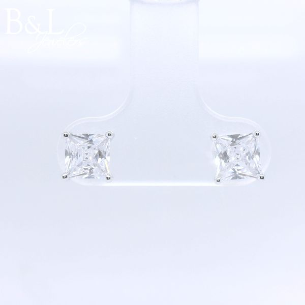 Earrings B & L Jewelers Danville, KY