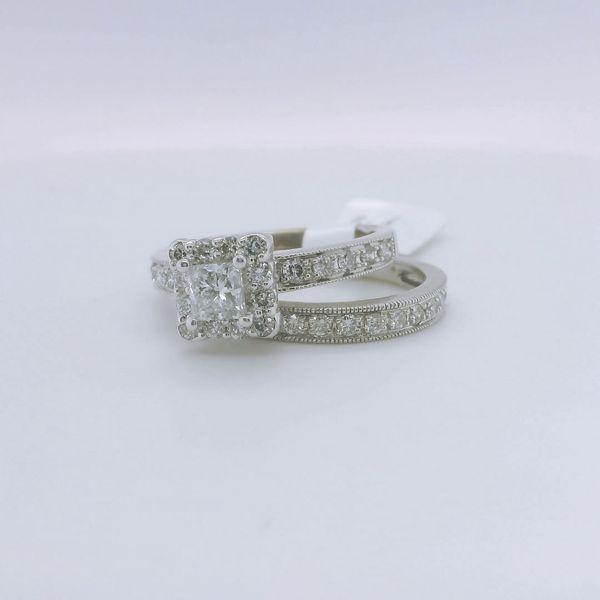 14K White Gold 2-Piece Milgrain Diamond Bridal Set - 1.00 CTW Image 3 Bradley's Jewelers Jacksonville, NC