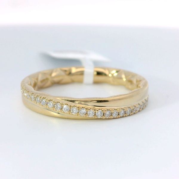 A. Jaffe 14K Yellow Gold Crossover Diamond Wedding Band Size 6 0.14 CTW Bradley's Jewelers Jacksonville, NC