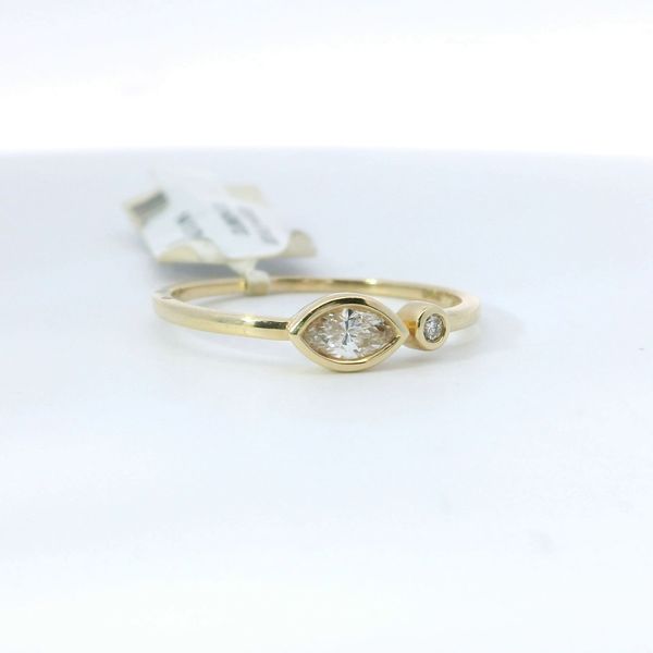 14K Yellow Gold Fashion Ring with 0.17 CTW Mixed Shape Diamonds Image 2 Bradley's Jewelers Jacksonville, NC